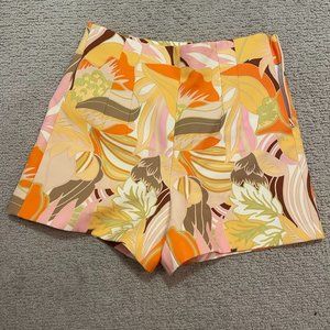 Zara floral shorts size M